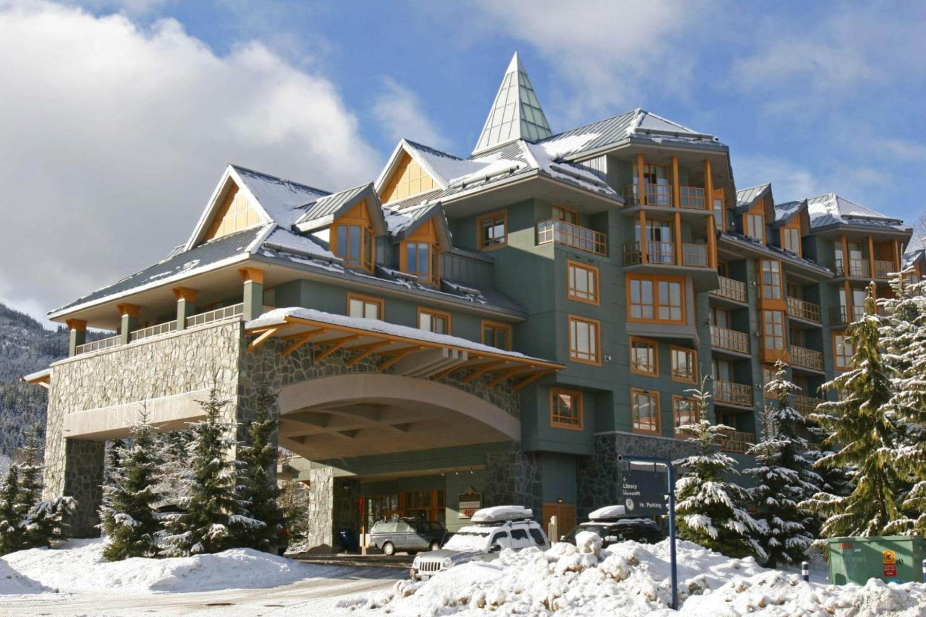 Renovated 2Bed-2Bath In Village With Pool, Hot Tub, And Sauna Whistler Exterior photo